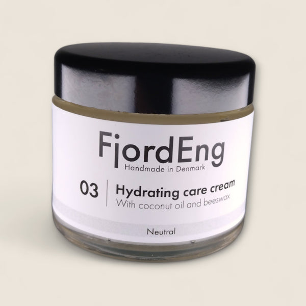 03 / Hydrating Care Cream