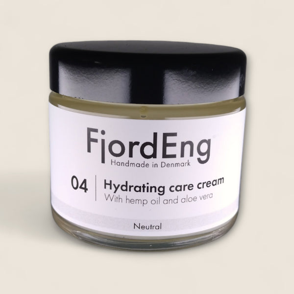 04 / Hydrating Care Cream