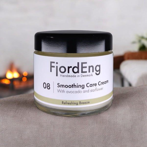 08 / Smoothing Care Cream